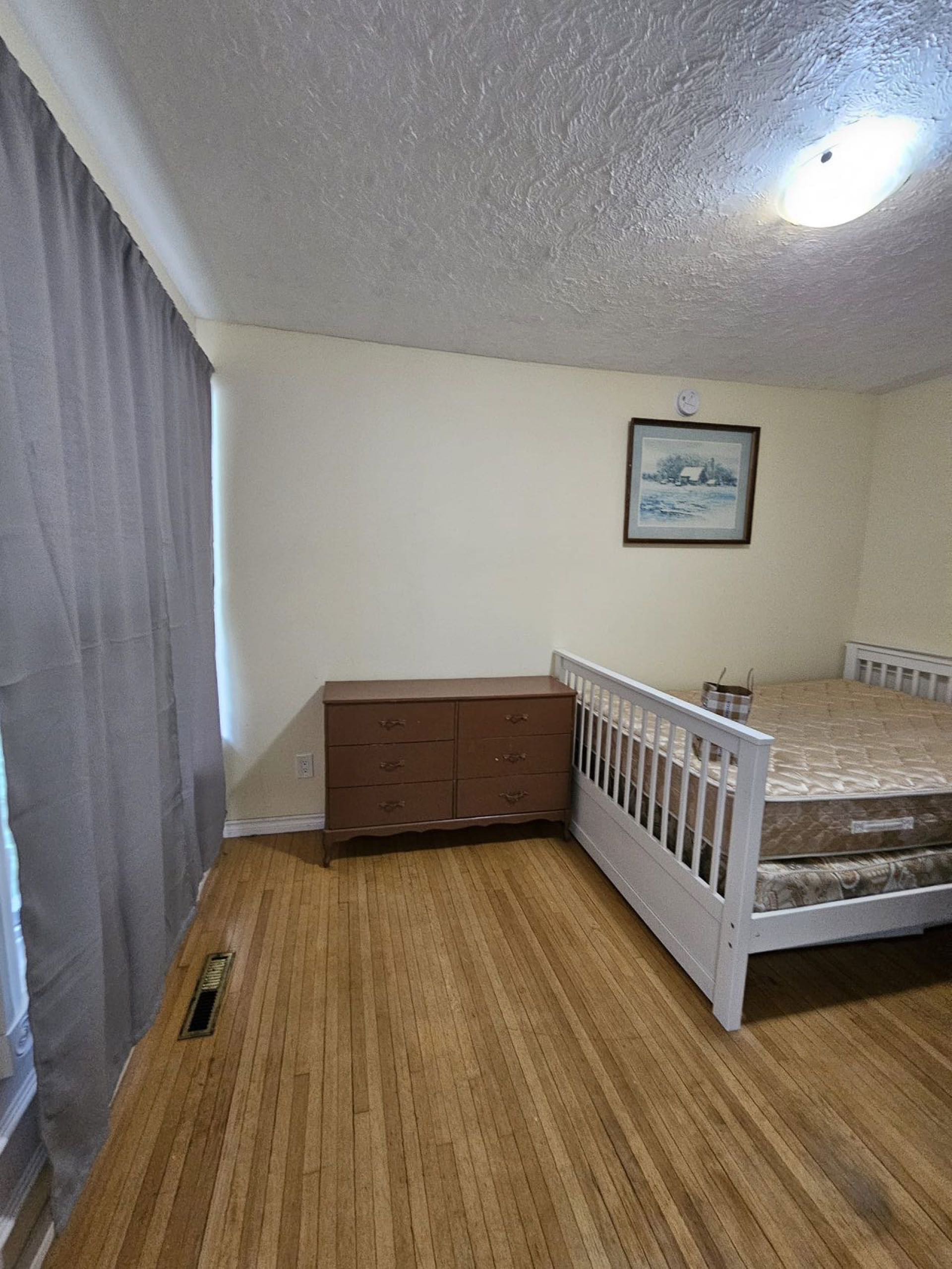 里贾纳大学附近房间出租 - 4