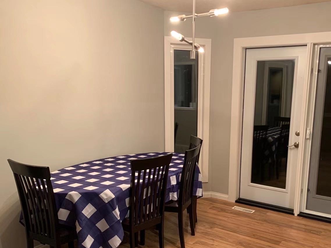 Erindale安静社区（rogers rd）house二楼大窗次卧出租 - 5