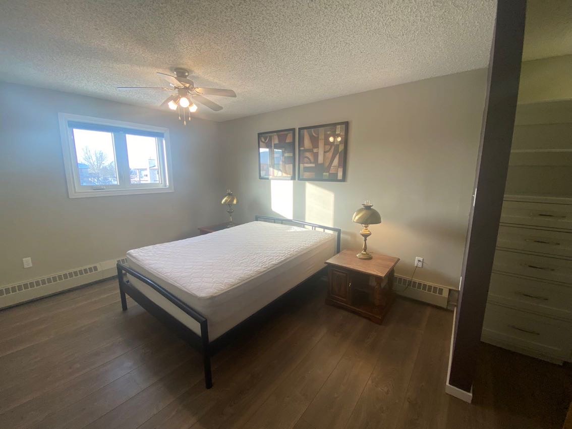 东区花园式公寓，两室一卫，可拎包入住 - 5