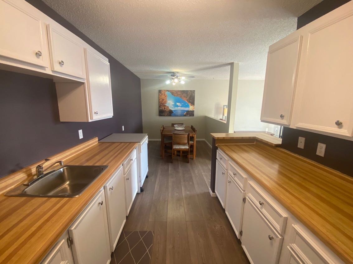 东区花园式公寓，两室一卫，可拎包入住 - 4