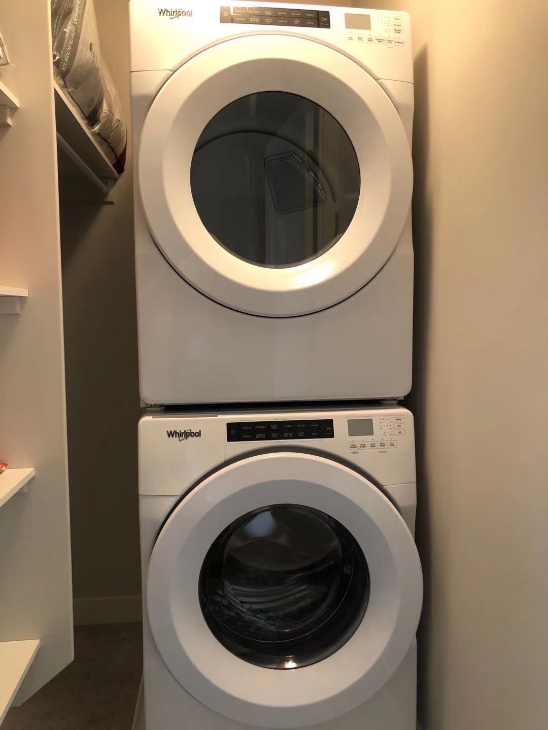 南向两间阳光大房间出租，只招女生 - 4