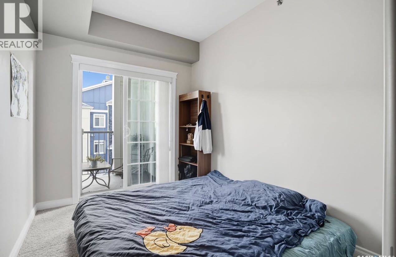 OPEN HOUSE开放参观百年高中门口公寓时间：周六12月13日2:00-4:00PM 地址：409 333 Nelson ROAD - 8