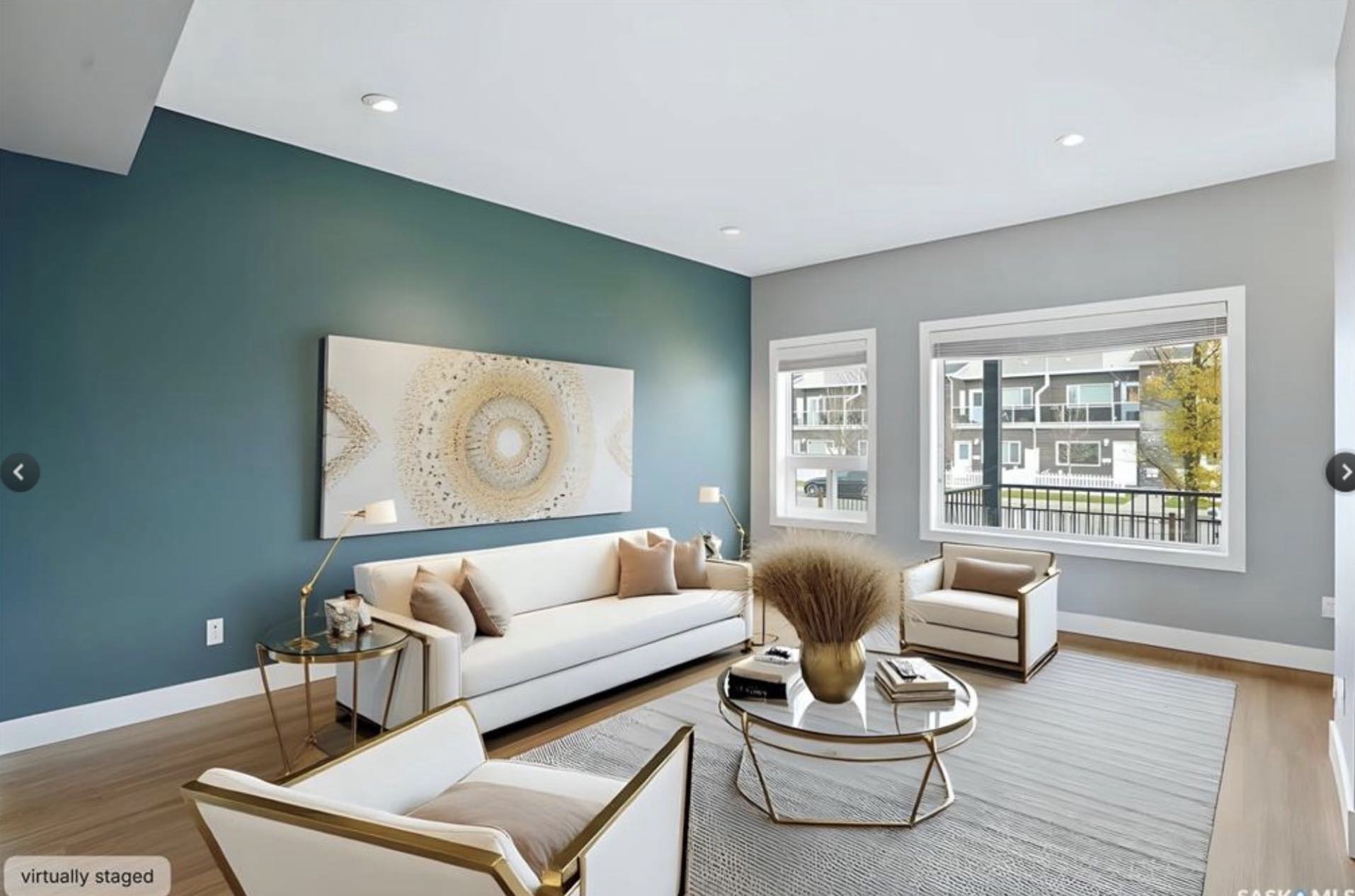 OPEN HOUSE开放参观 时间：11日1日 周六 2:00-4:00PM  地点：331 Rajput Way 高档四房四卫联排  Evergreen超值高档四房四卫联排出售 - 2