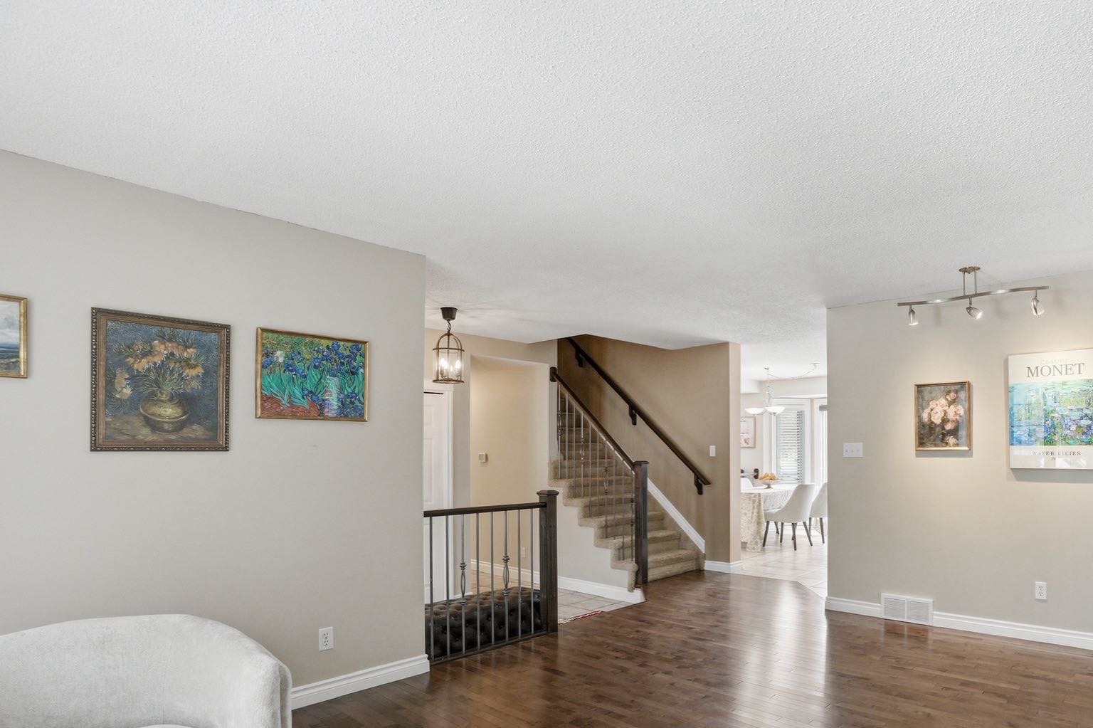 New Listing 新挂牌 ✨Erindale优质学区｜高颜值精装修独立屋｜带泳池+热水浴缸 - 6