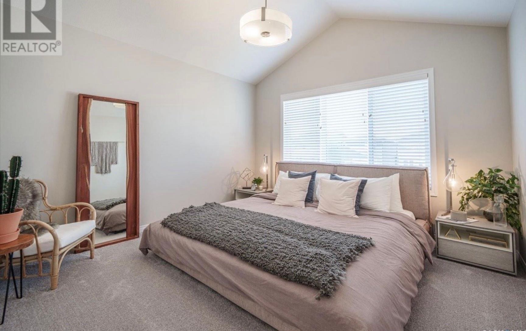 最新降价开放看房参观2月18日 周六12:00-2:00pm 135 Skopik ROAD - 7