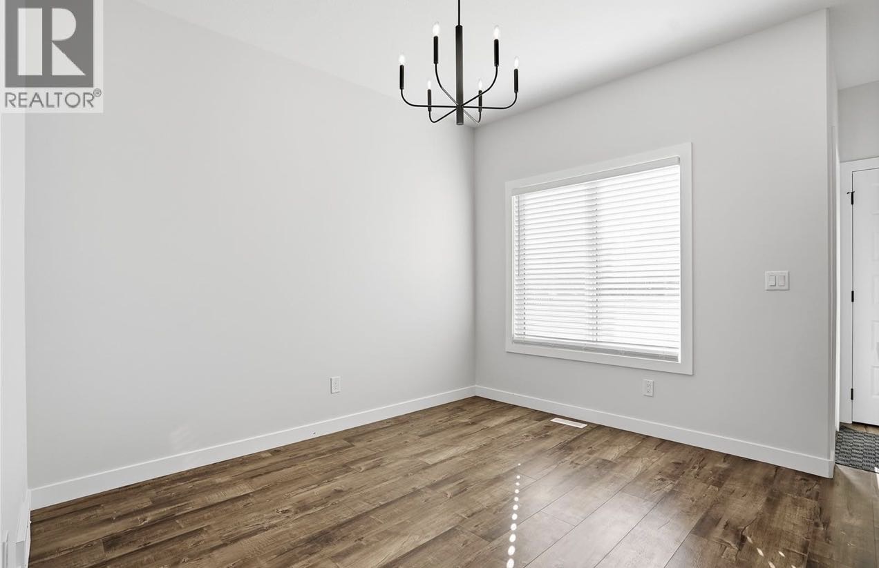 OPEN HOUSE 开放参观 时间：周六1月24日 2:00-4:00PM 地点：966 McFaull MANOR Brighton 2021年建，3房3卫双车库独立屋。地下室部分装修 - 5