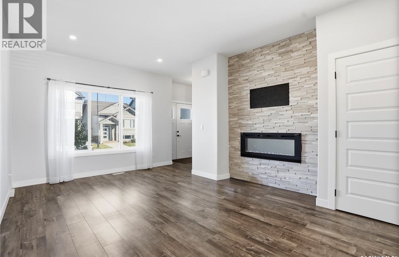 OPEN HOUSE 开放参观 时间：周六1月24日 2:00-4:00PM 地点：966 McFaull MANOR Brighton 2021年建，3房3卫双车库独立屋。地下室部分装修 - 2