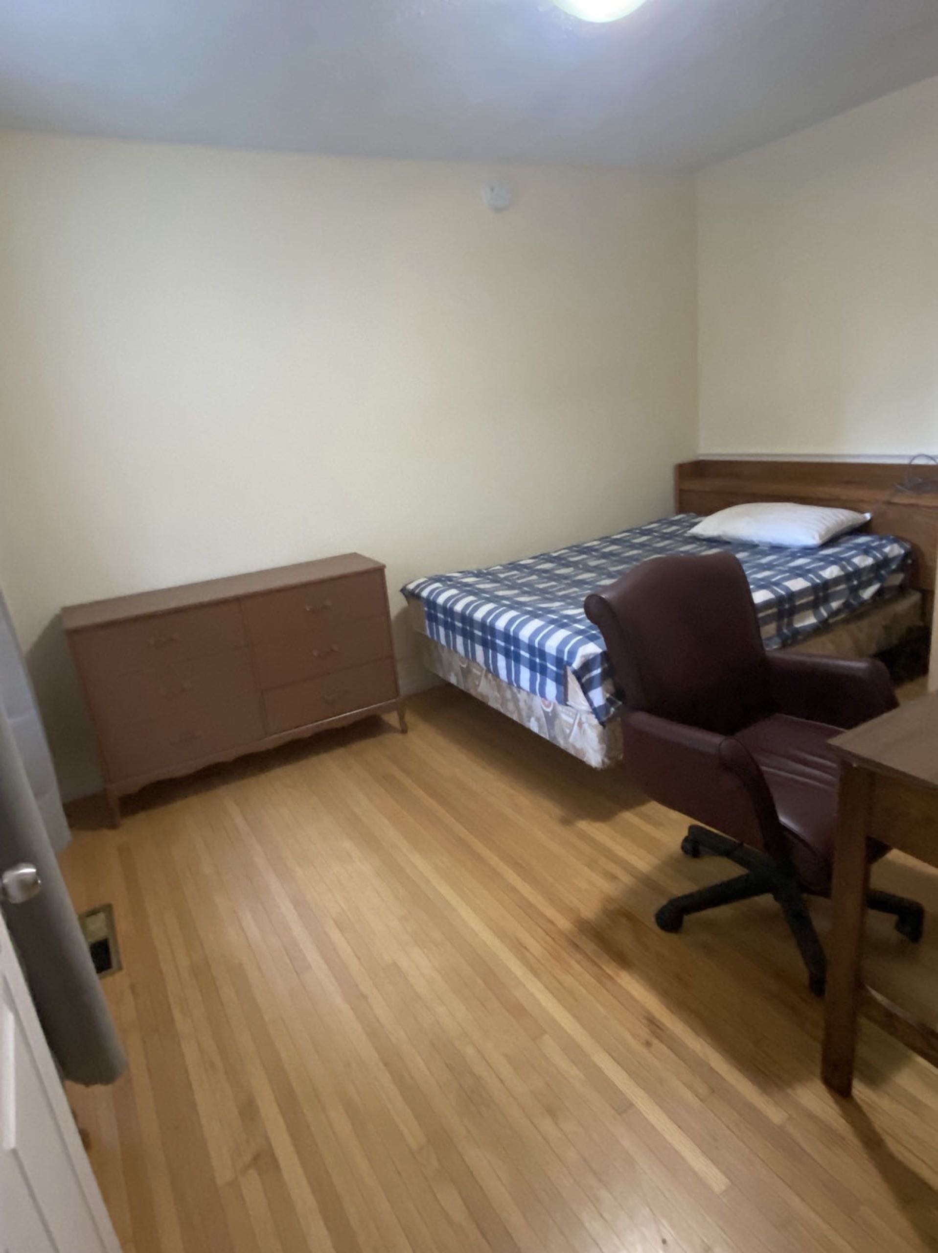 里贾纳大学 有房出租 - 2