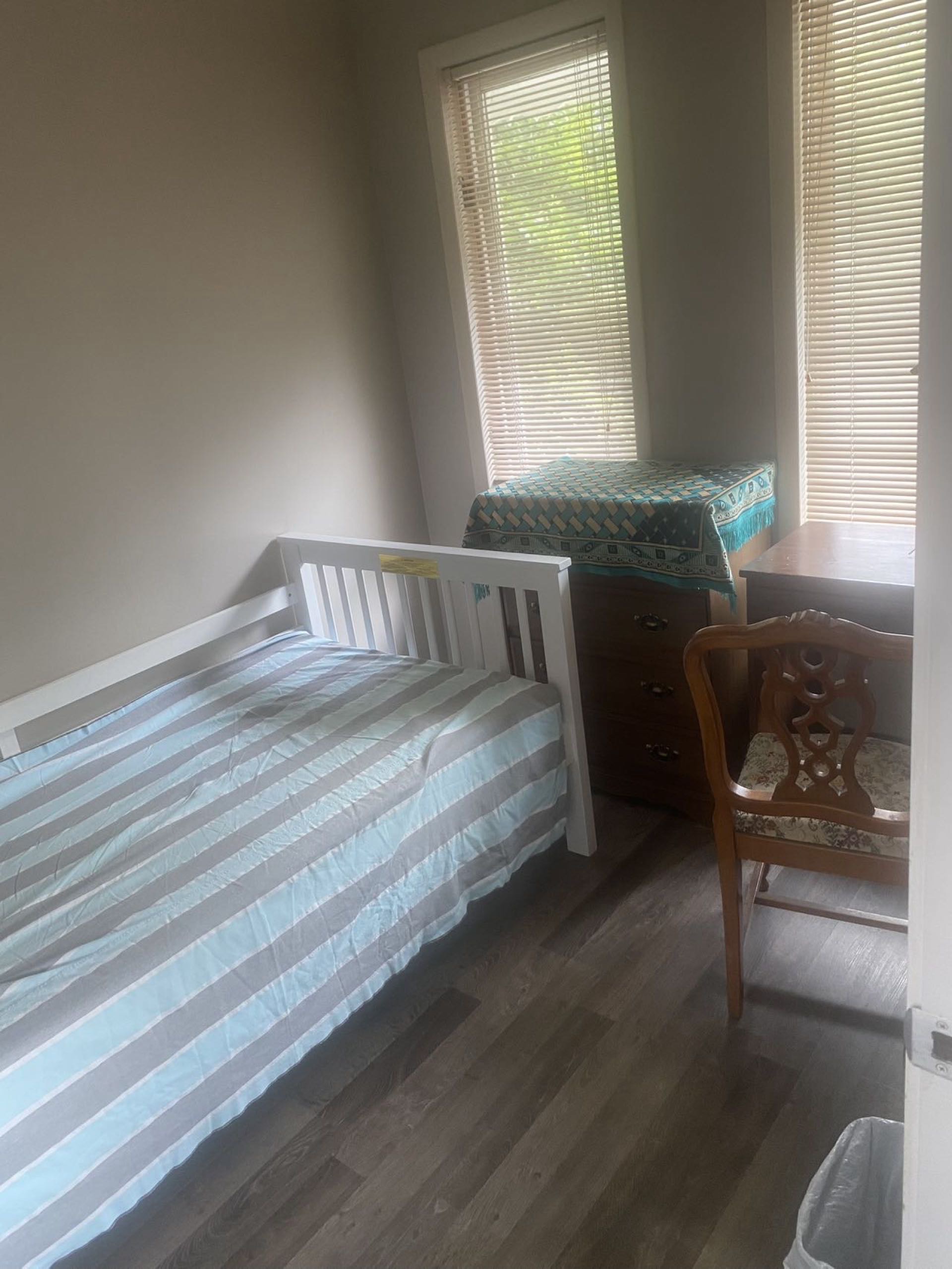 里贾纳大学旁 房间出租 - 3