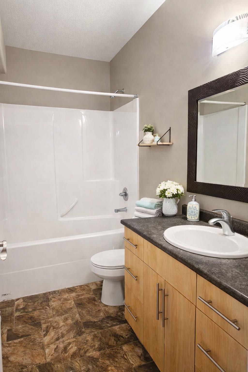 Willowgrove合法地下室整租 - 5