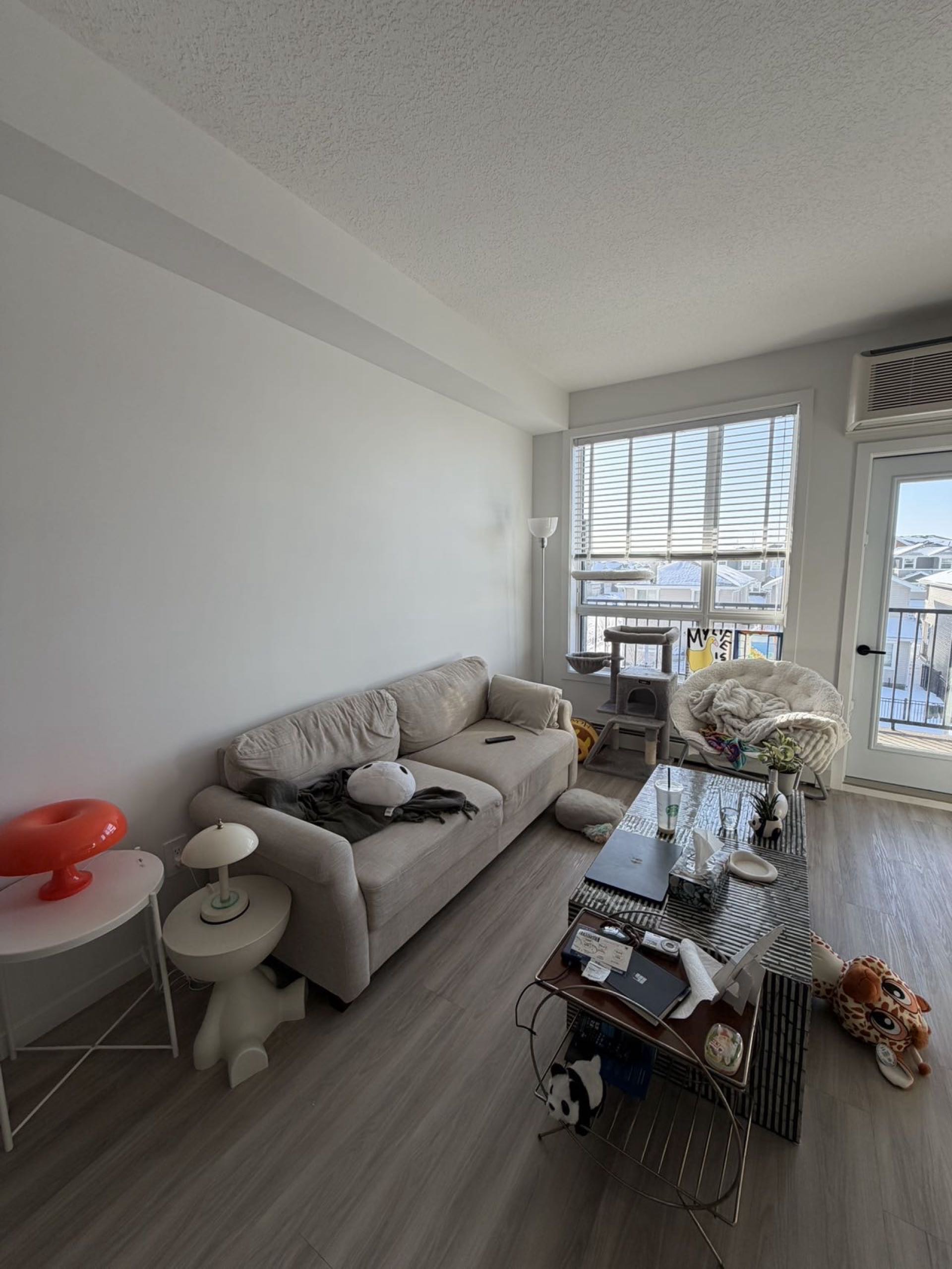 Stonebridge两室两厅公寓出租，4月1号起 - 5