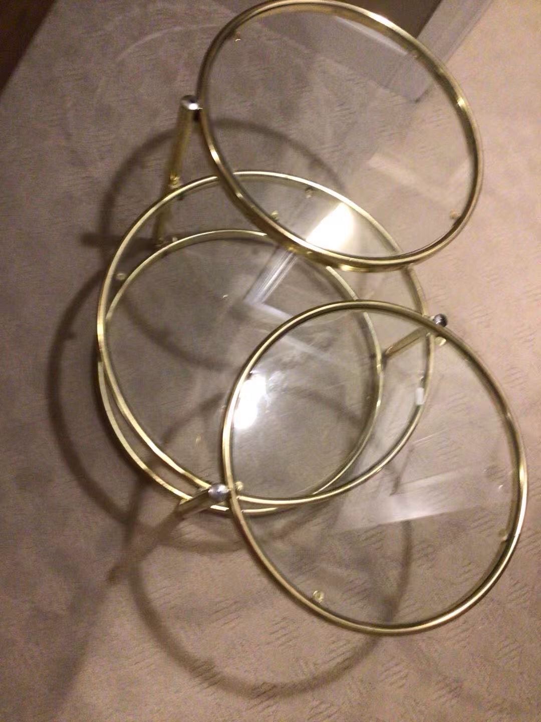 玻璃桌子，学习或者办公 都可以，40刀，自取 - 4