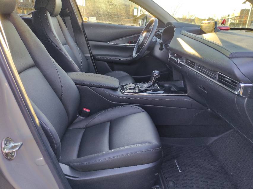 2022 MAZDA SUV CX-30 GS LUX 公里数极低, 降价中 - 6