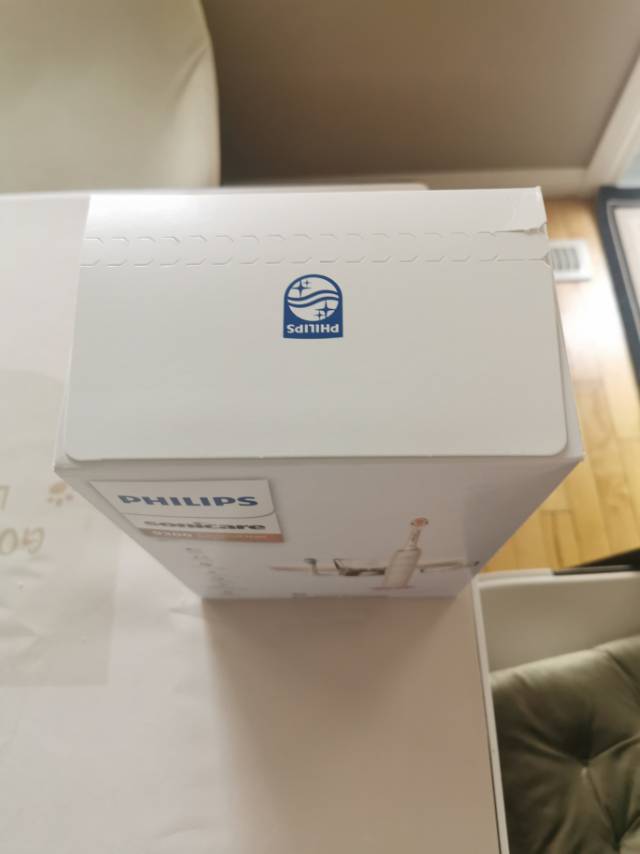 全新未开封飞利浦电动牙刷9300 - 7