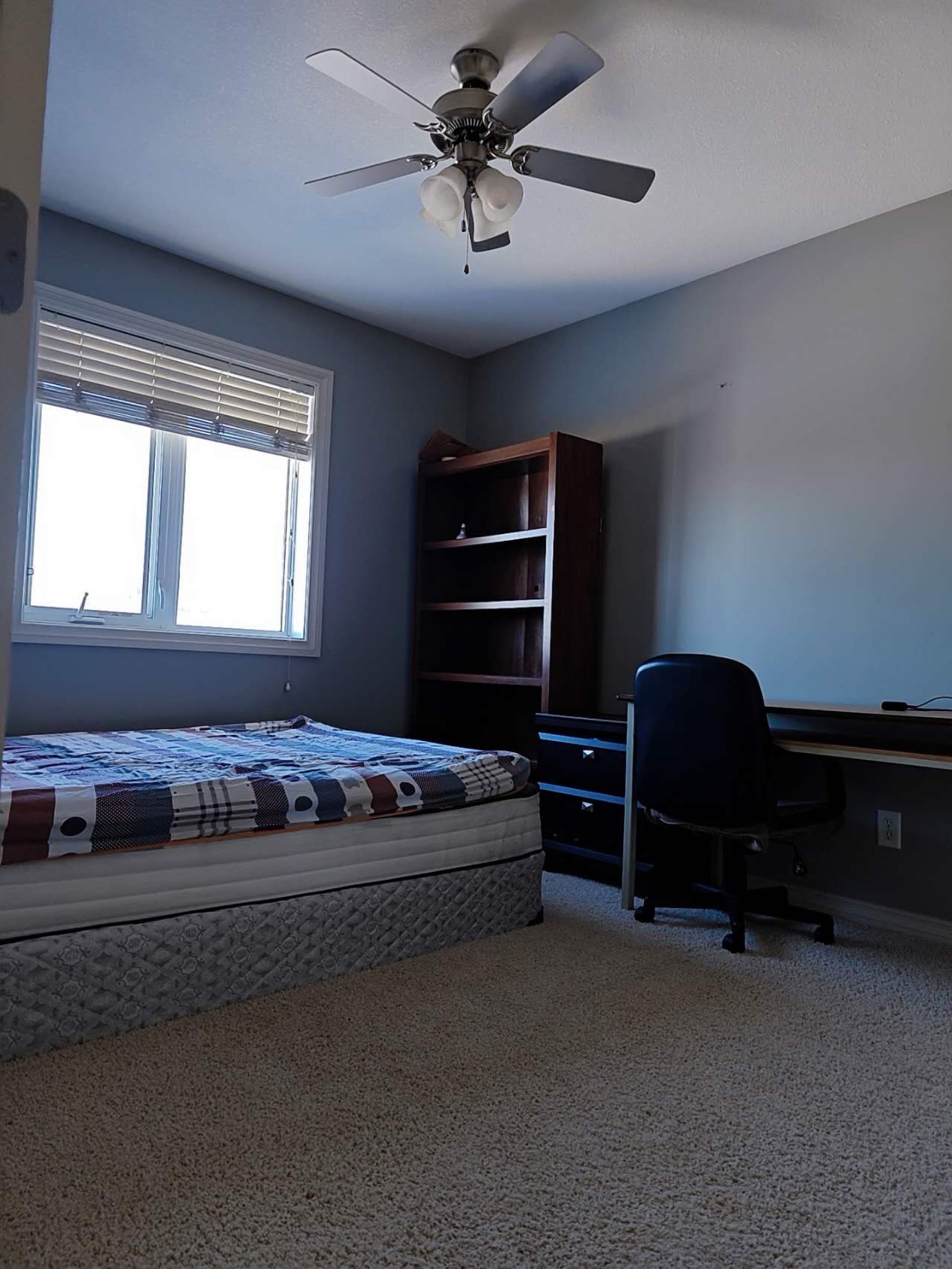 里贾纳温馨好房出租，拎包入住，离超市步行10分钟，仅限女性