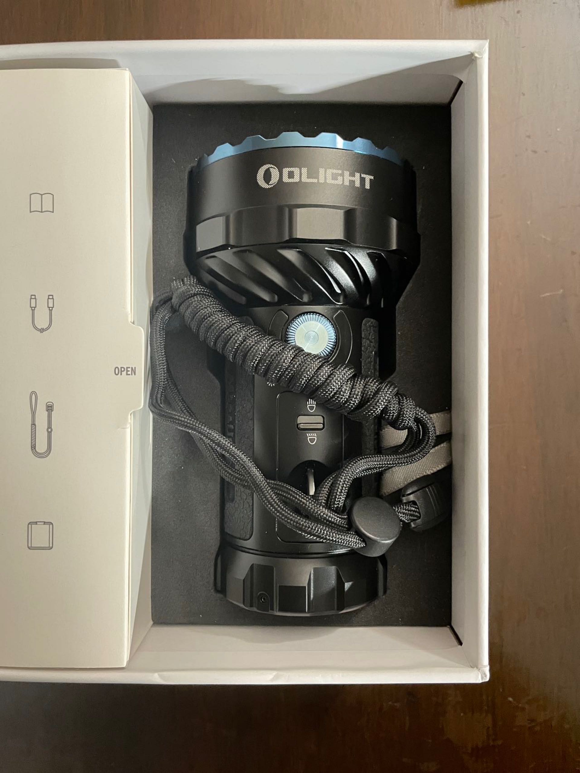 Olight marauder 2 flashlight 手电筒