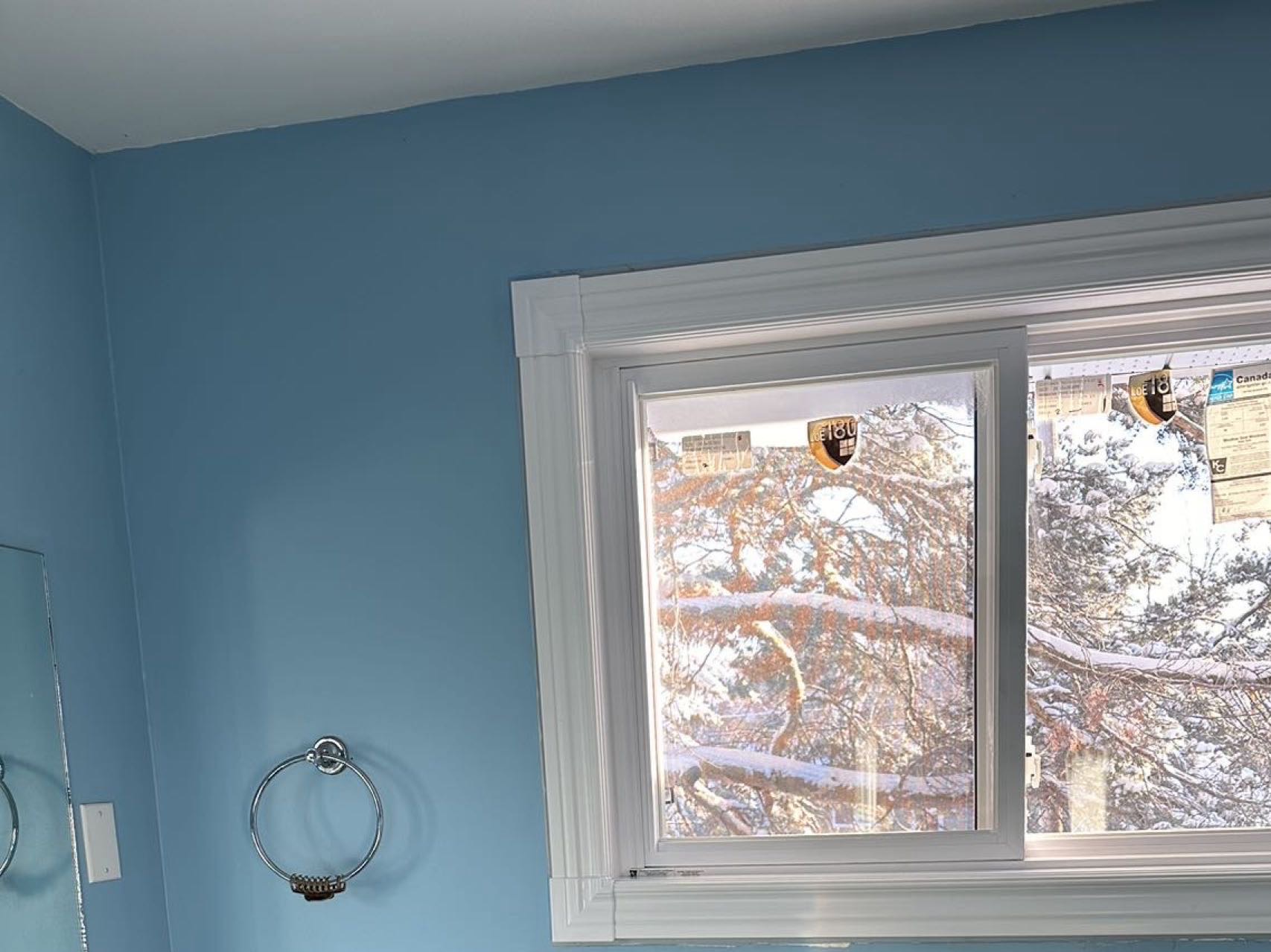 8街Superstore后面独立house楼上一大单间，长、短租均可 - 6