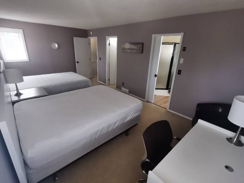 萨斯卡通民宿，日租，长/短租 - 4