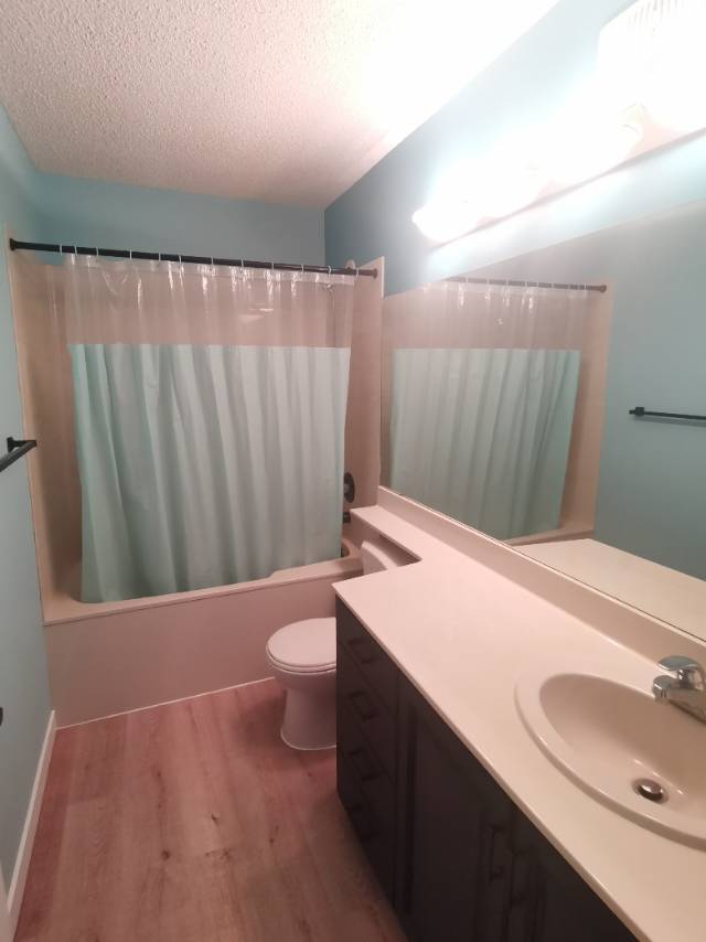 萨斯卡通民宿，日租，长/短租 - 7