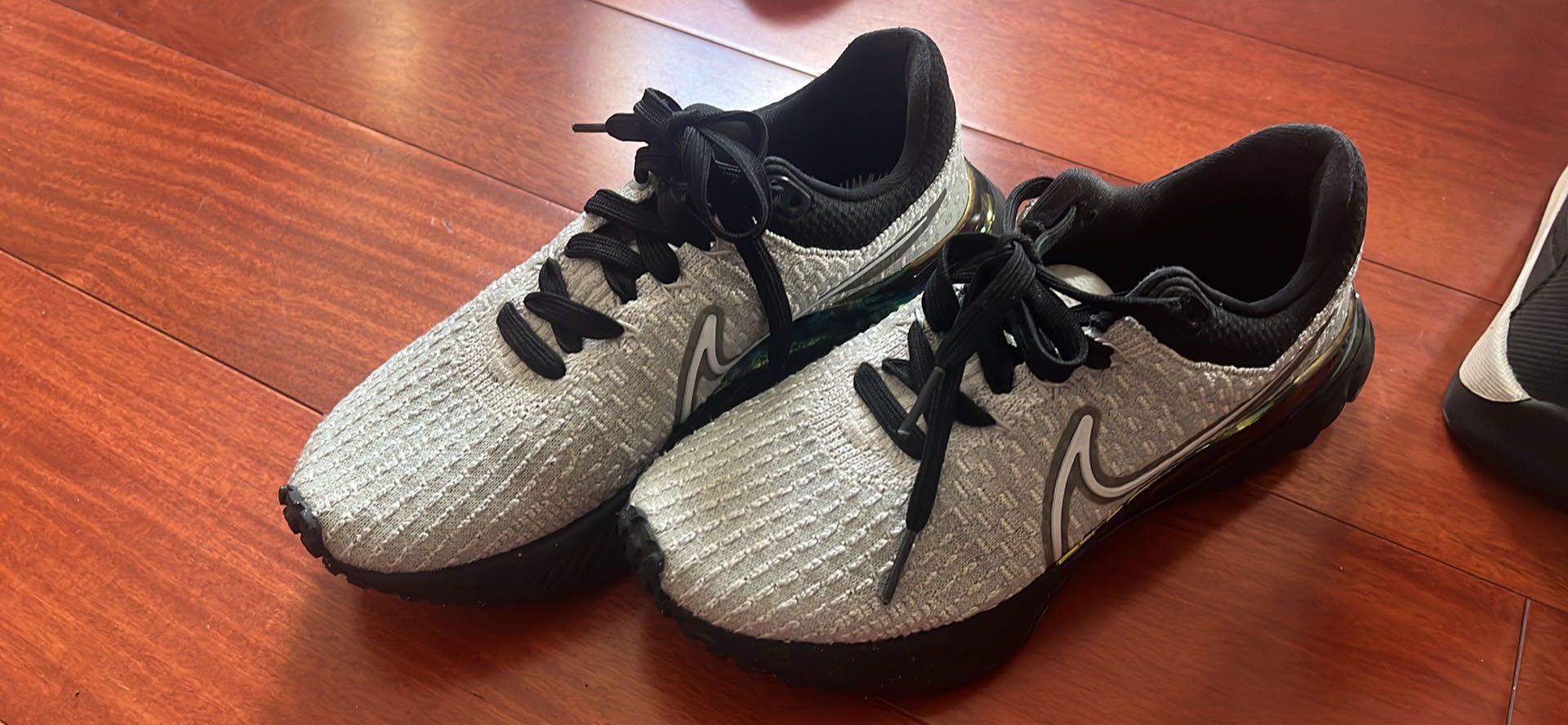 耐克定制运动鞋