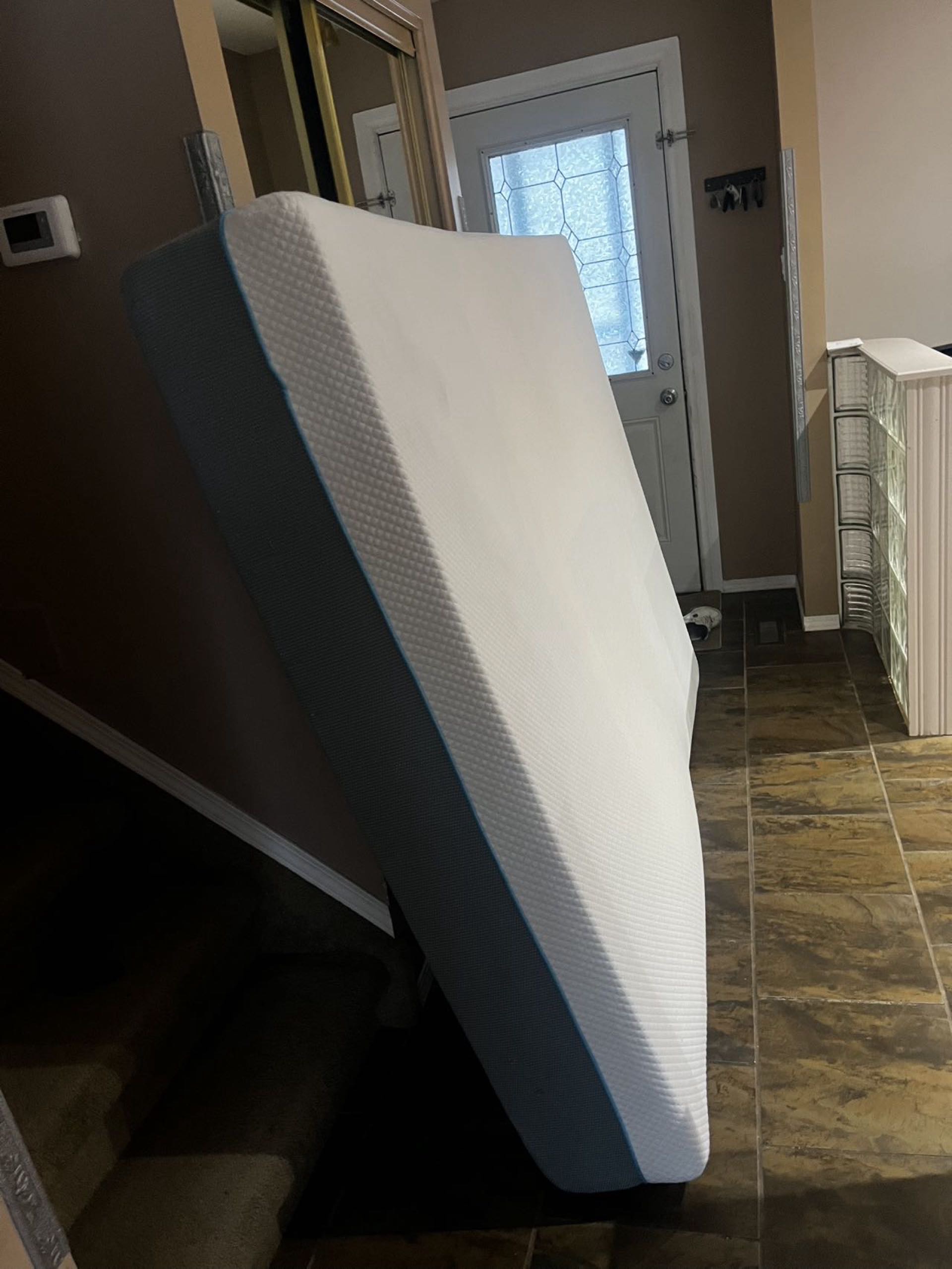 Simba 高级乳胶床垫，queen size, 硬床垫很舒服 - 3