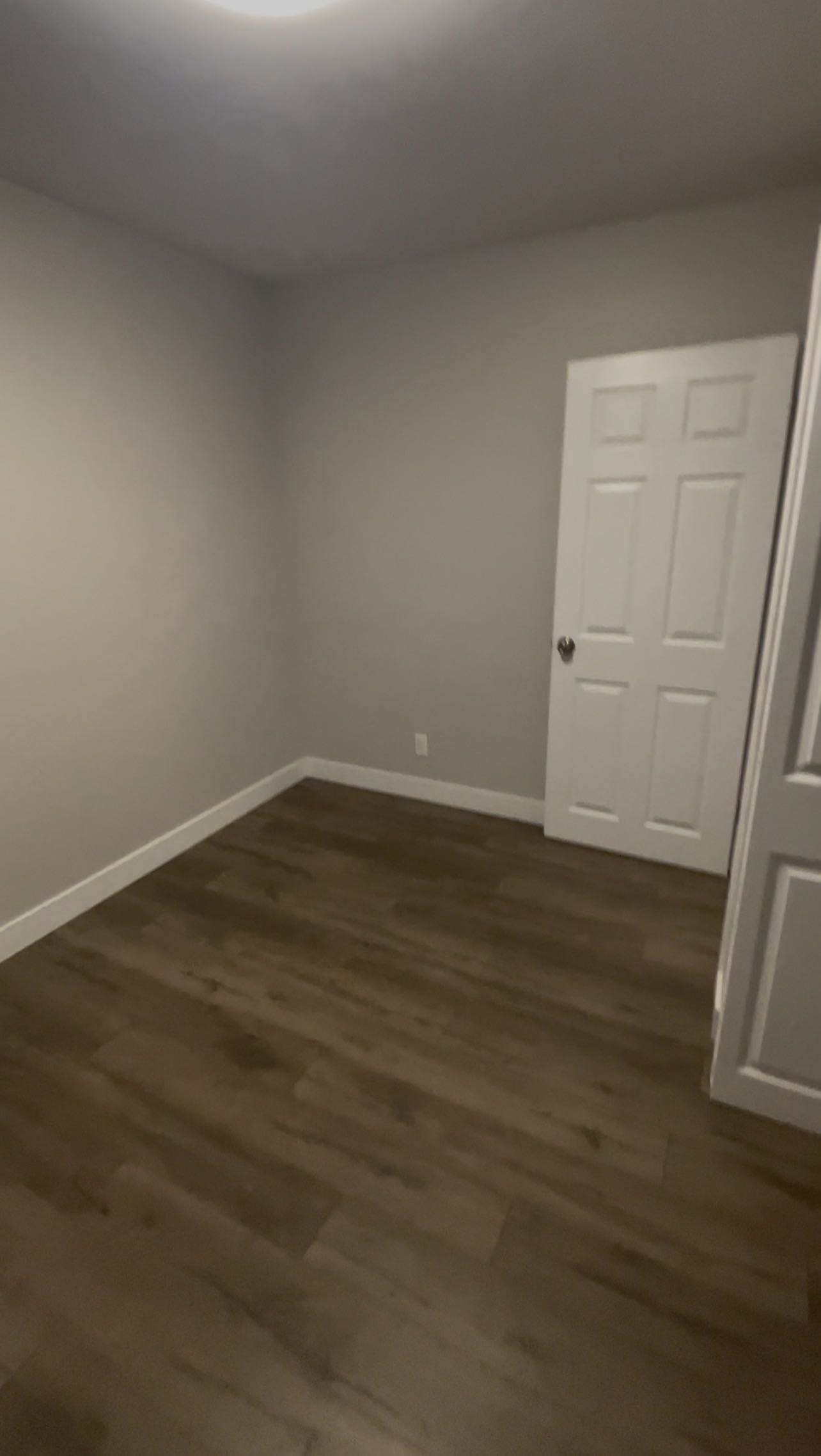 Taylor E街楼上次卧出租 - 2