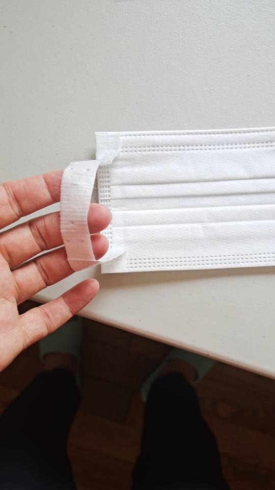 低价转出口日本一次性三层过滤宽挂耳口罩 - 3