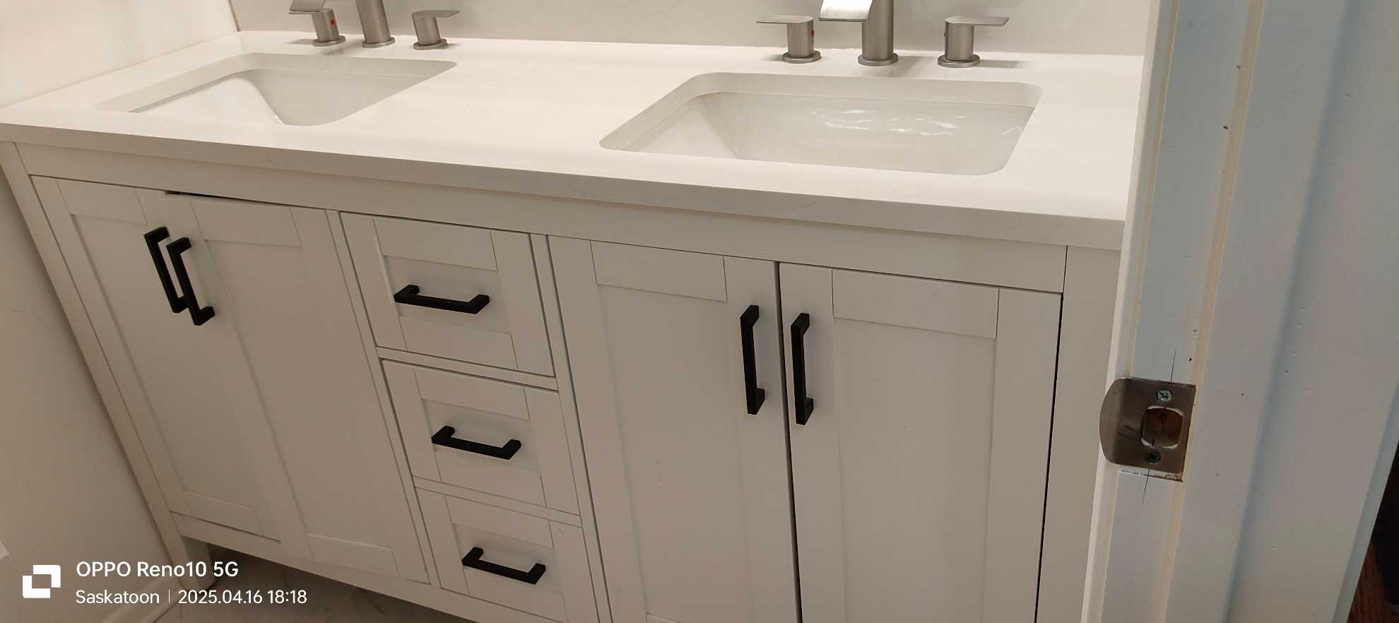 Evan Hardy 高中旁边 独立屋 $2150