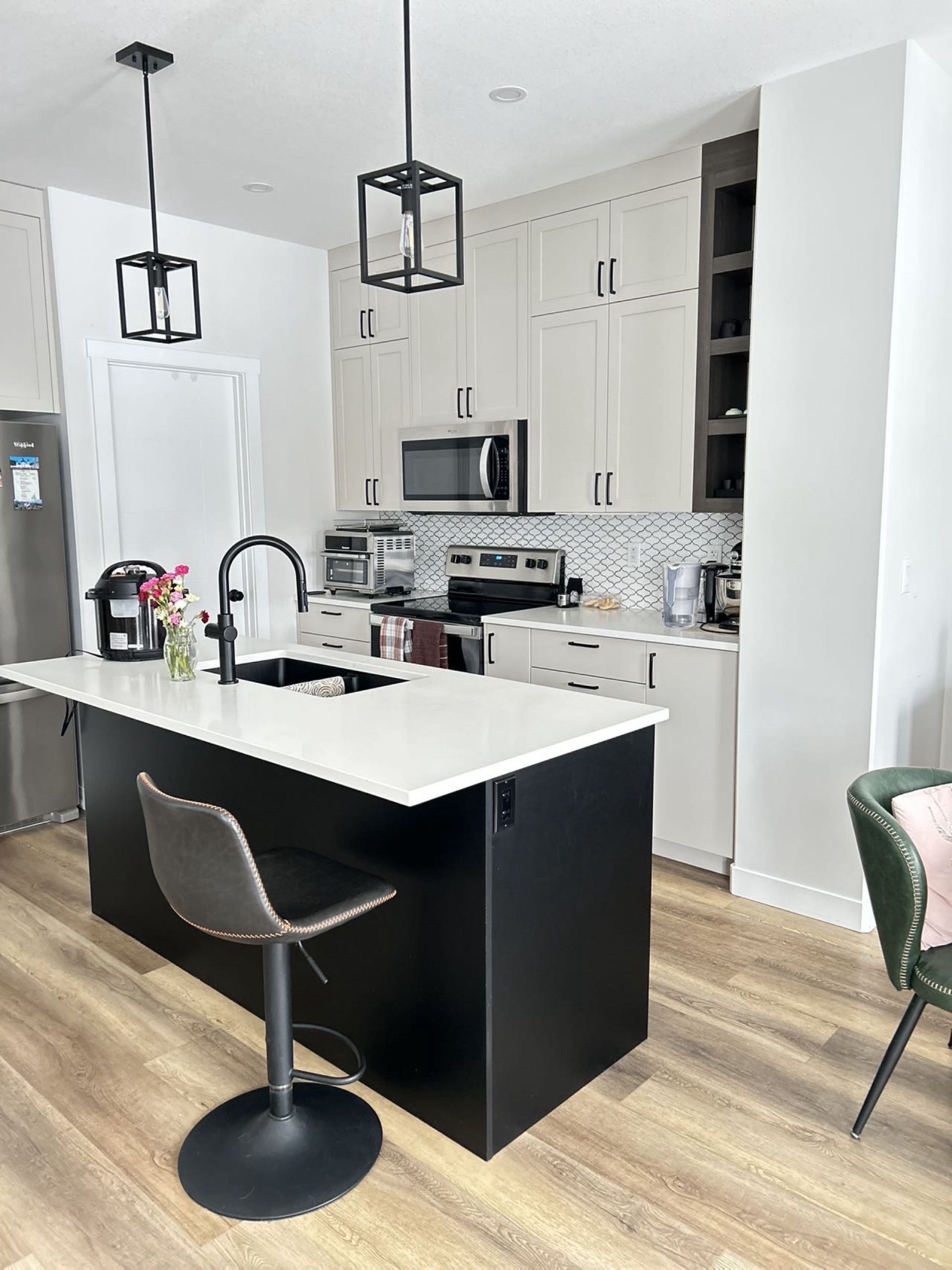 只招单身女士：全新卧室+独立四件套卫生间$800/月 - 3