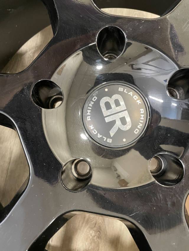 皮卡4个轮毂和轮胎 - 5