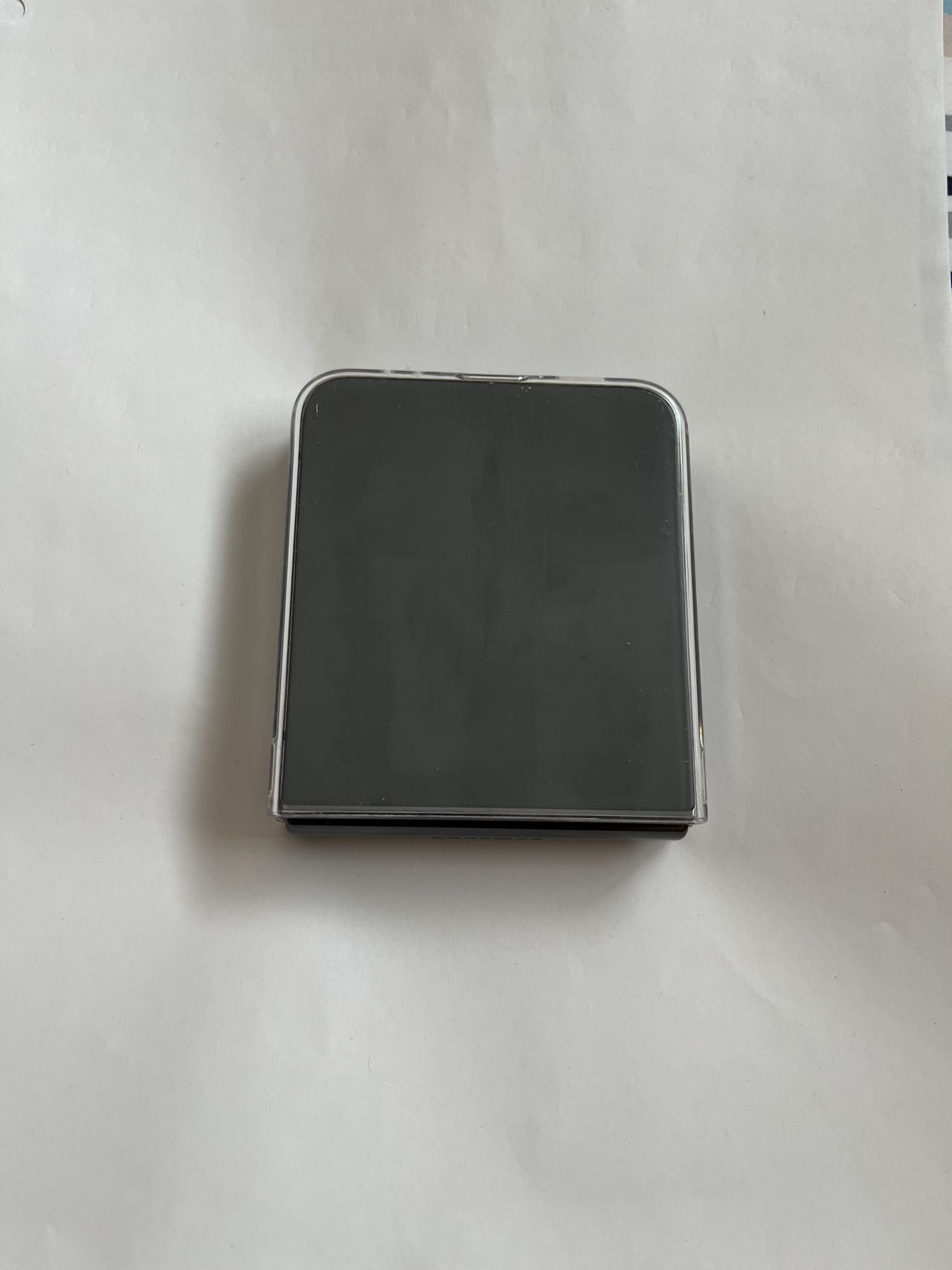 Sansung Galaxy Z Flip4折叠手机