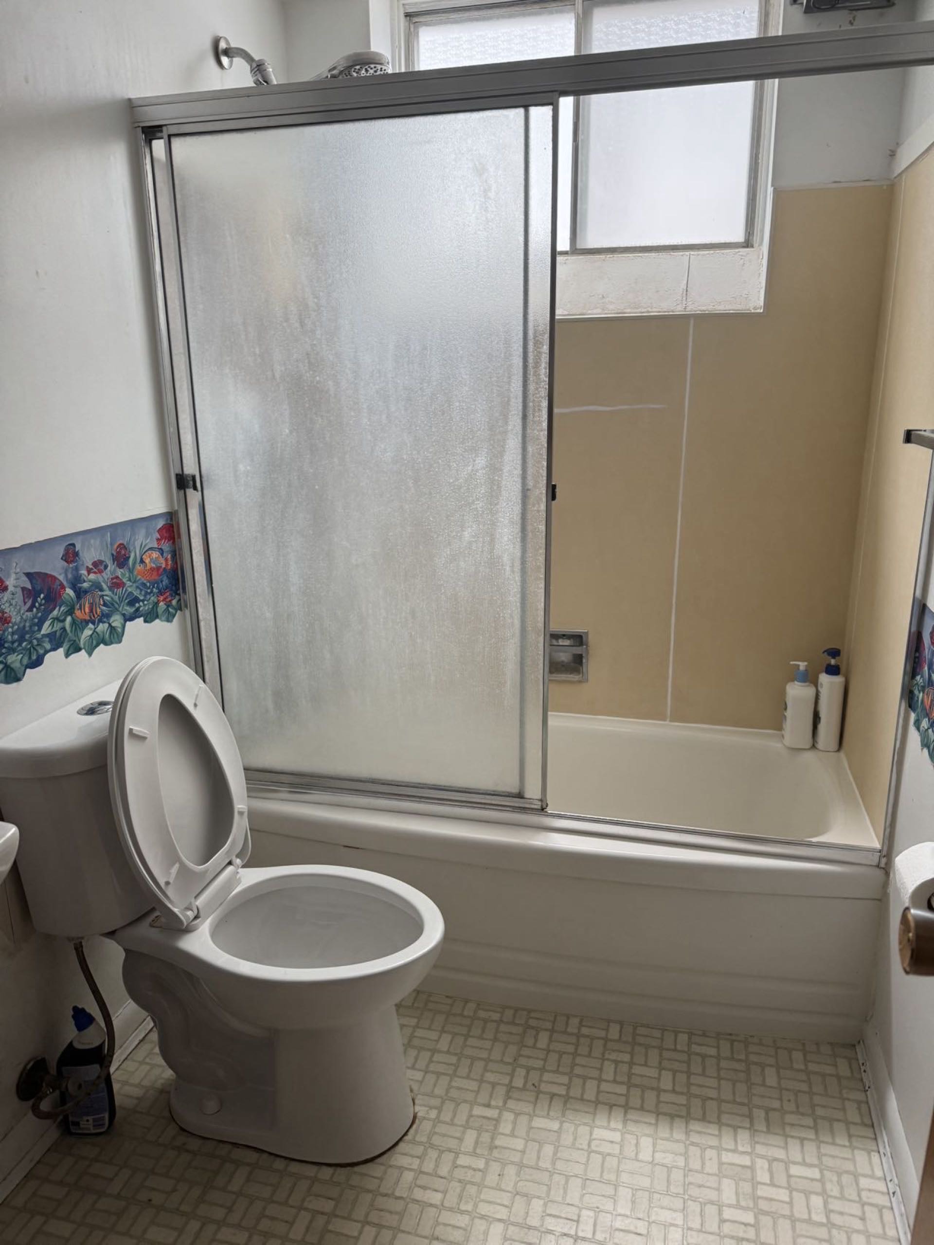 🏠 房间出租 – Holliston（优先留学生，全包） - 2