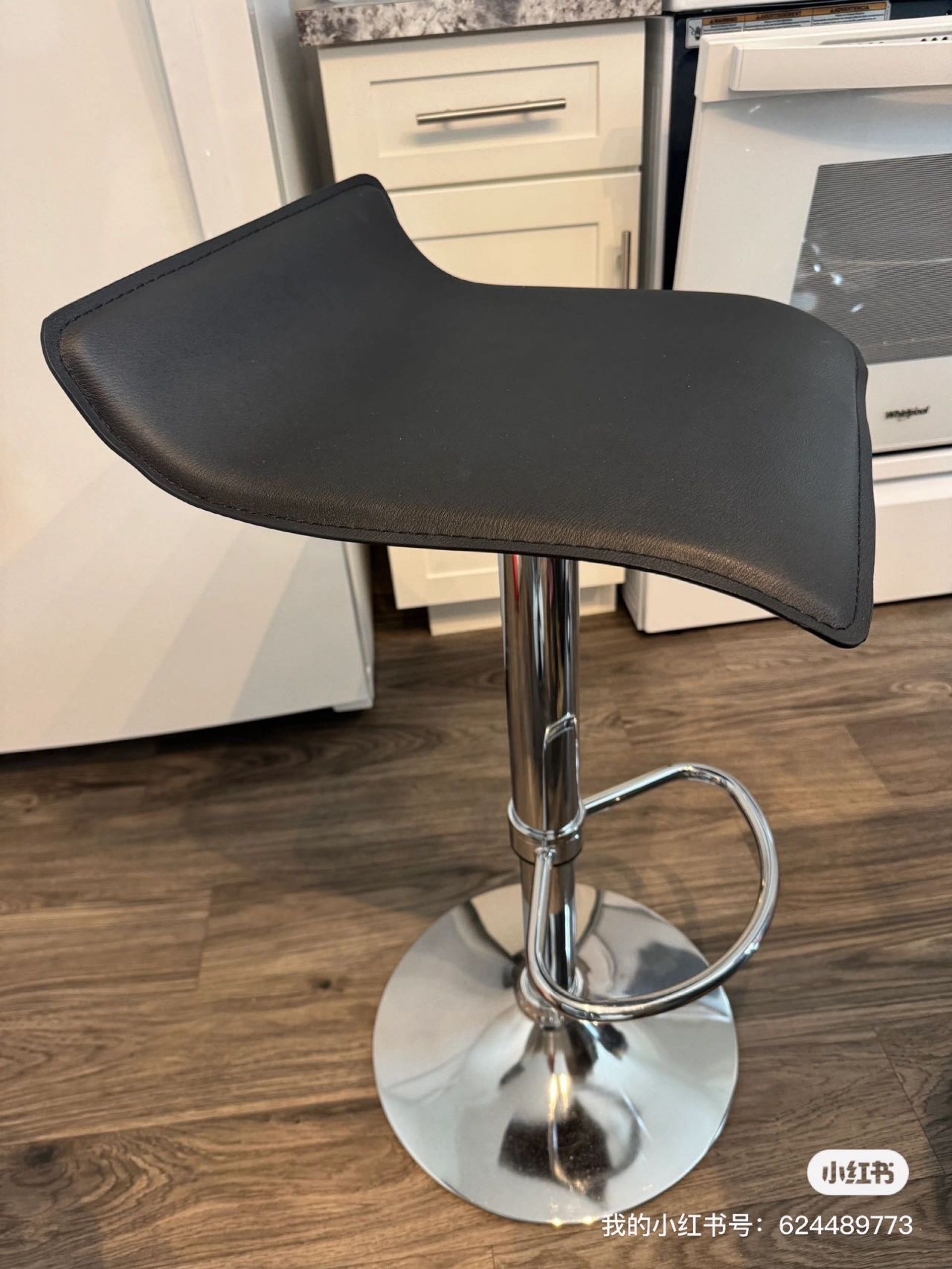 出闲置吧台椅 3月中购入 95新