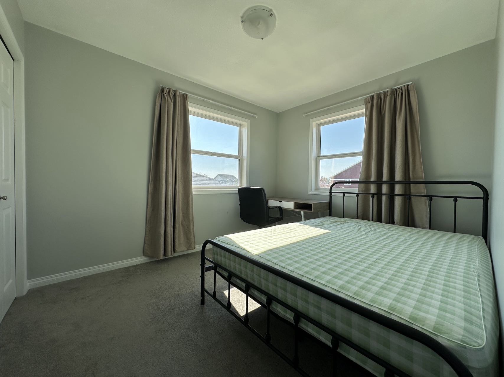 里贾纳东区房间出租 - 7