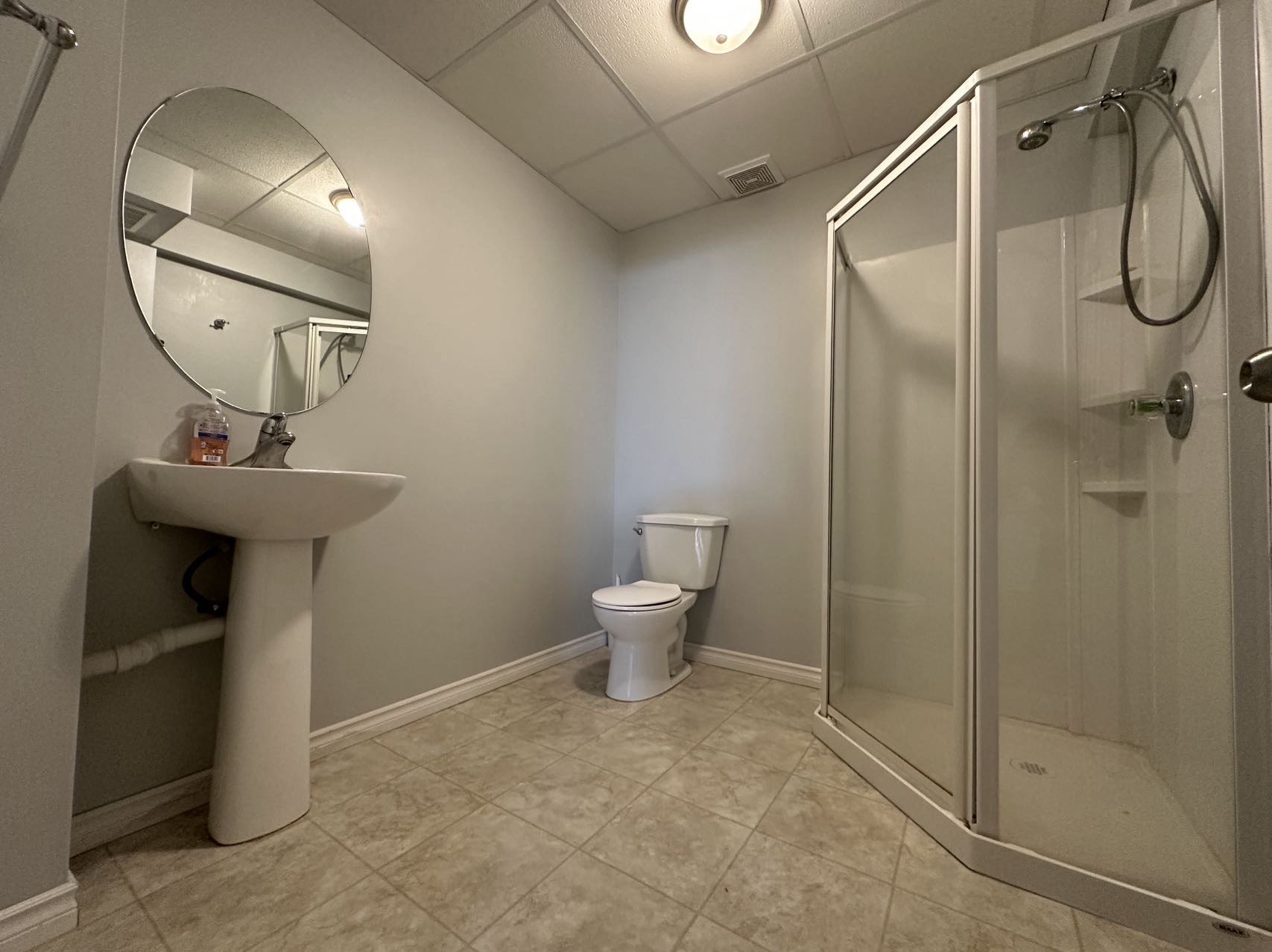 里贾纳东区房间出租 - 4