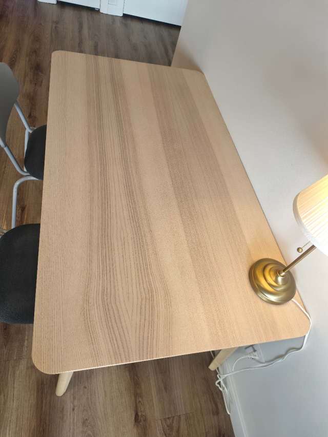 实木餐桌，送椅子2把  - 2