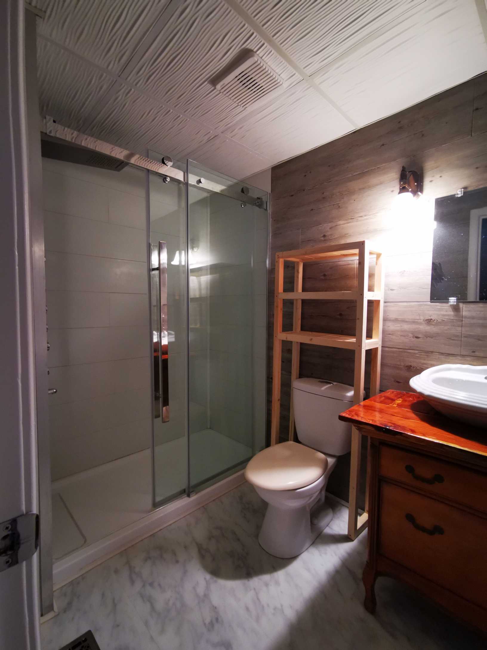 里贾纳东区wascana社区house地下室招租 - 3