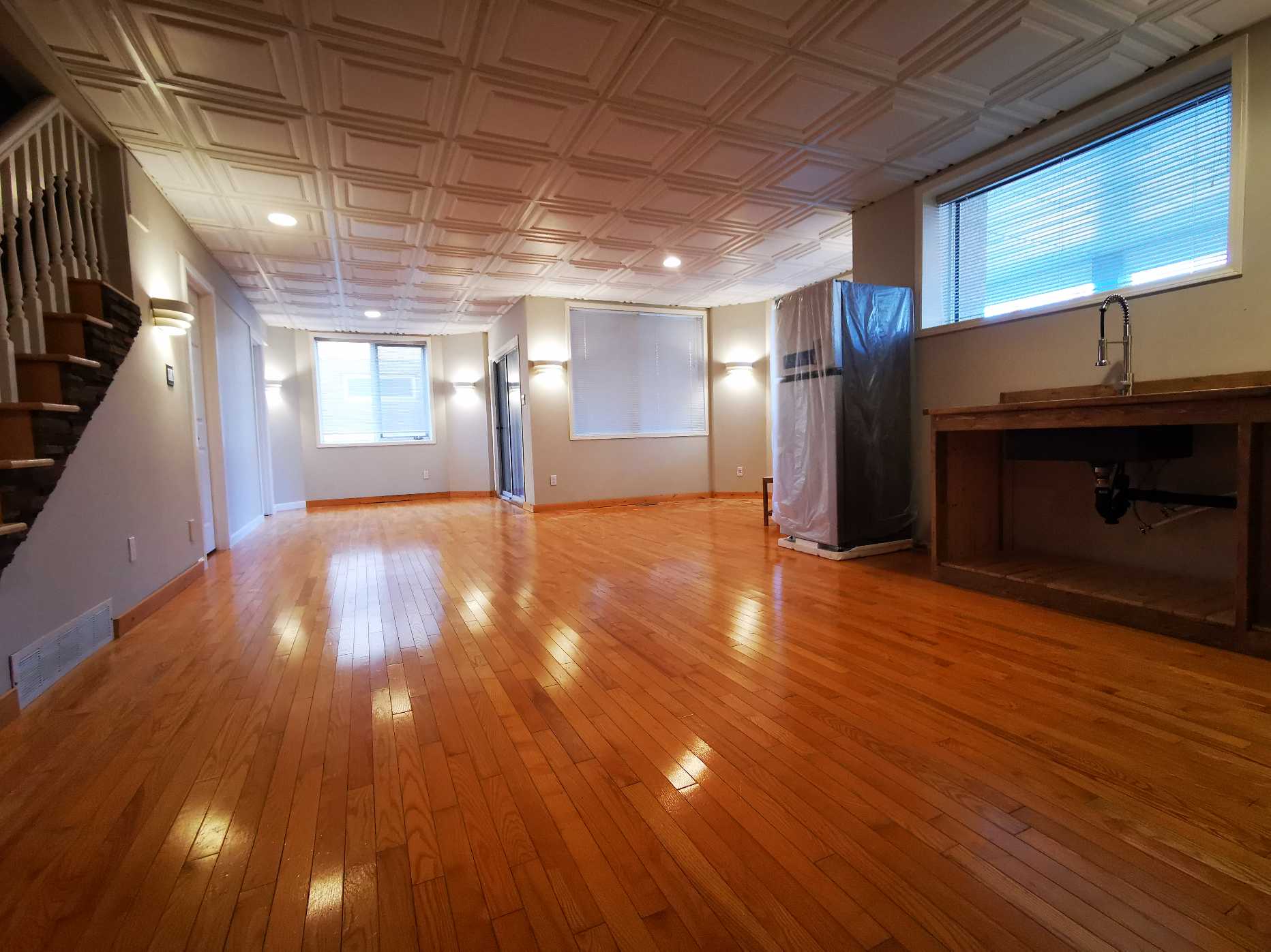 里贾纳东区wascana社区house地下室招租 - 6