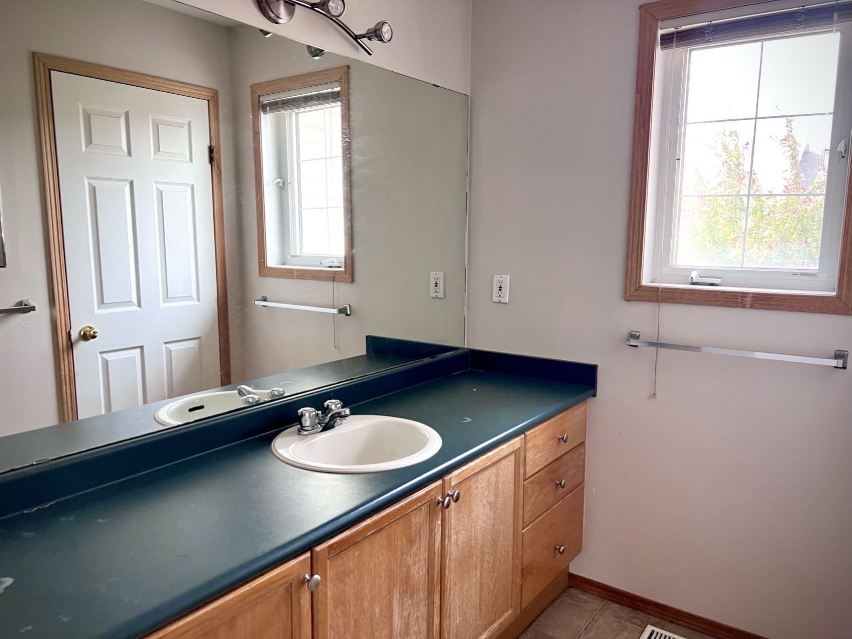 出租Townhouse3室1.5卫 - 9