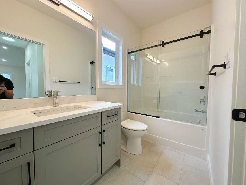 4房2卫独立屋 - 4