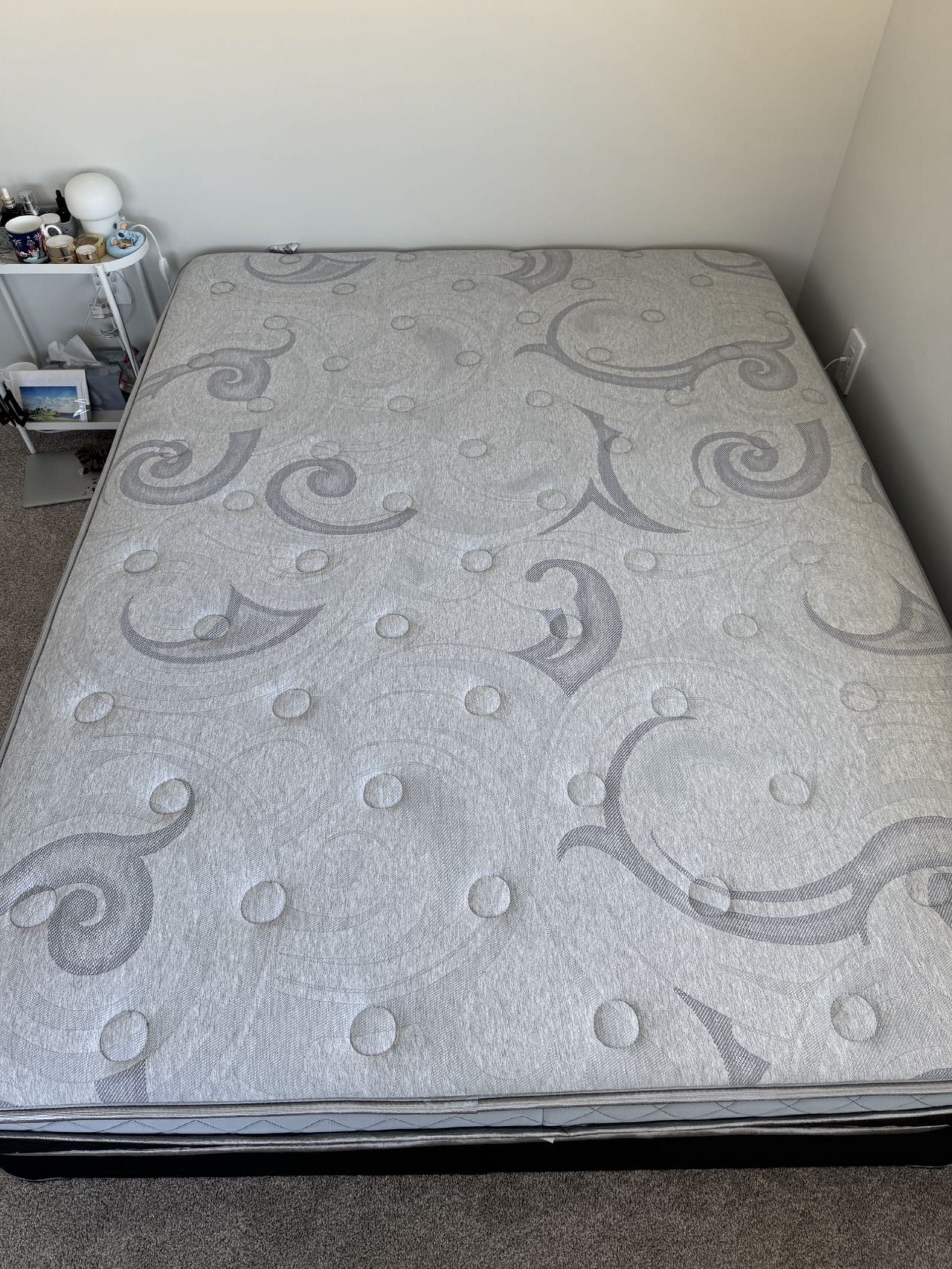 Queen size床垫+床盒 - 2