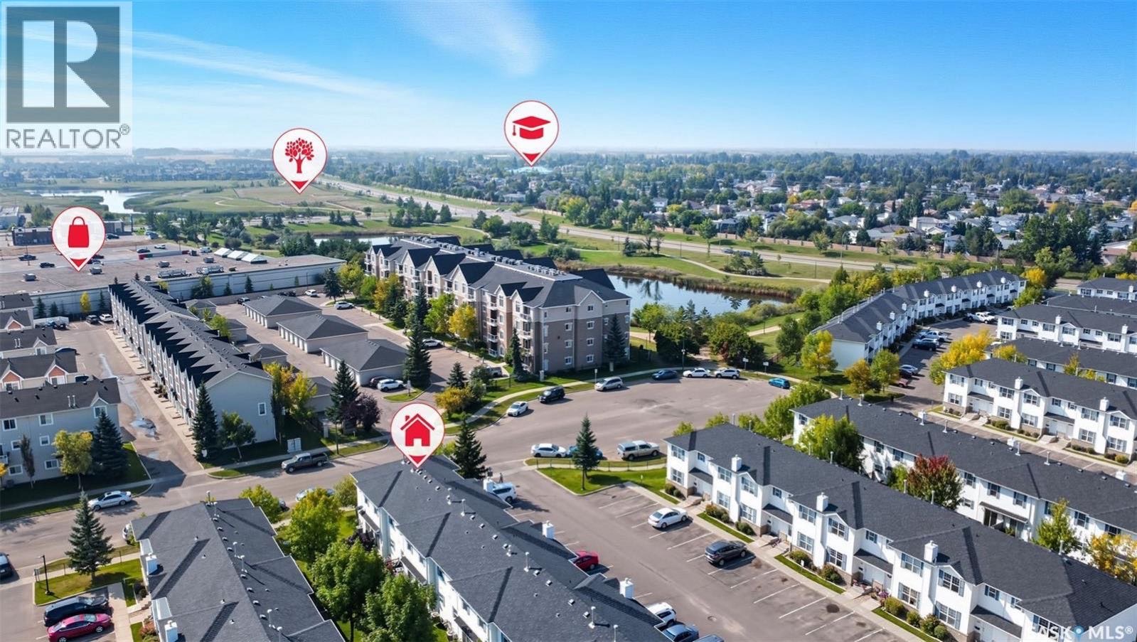 Public Open House公众开放看房 34-203 Herold Terr 10月5日 周日 2:00-4:00PM Gary Gai或者同事Dominic Parent会在此迎接🙏 ————— Lakewood小区新装修边户3房联排出售！安静边户紧邻大绿地且多路边停 - 4