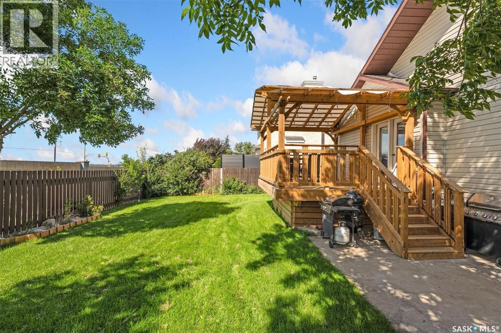 Public Open House公众开放看房 222 Haslam Ct 9月6日 周六 11-1 PM Gary Gai或者同事Dominic Parent会在此迎接🙏 ————— Silverspring 社区4房双车库独立屋出售！约 1883 平方英尺，采光充足，布局合 - 8