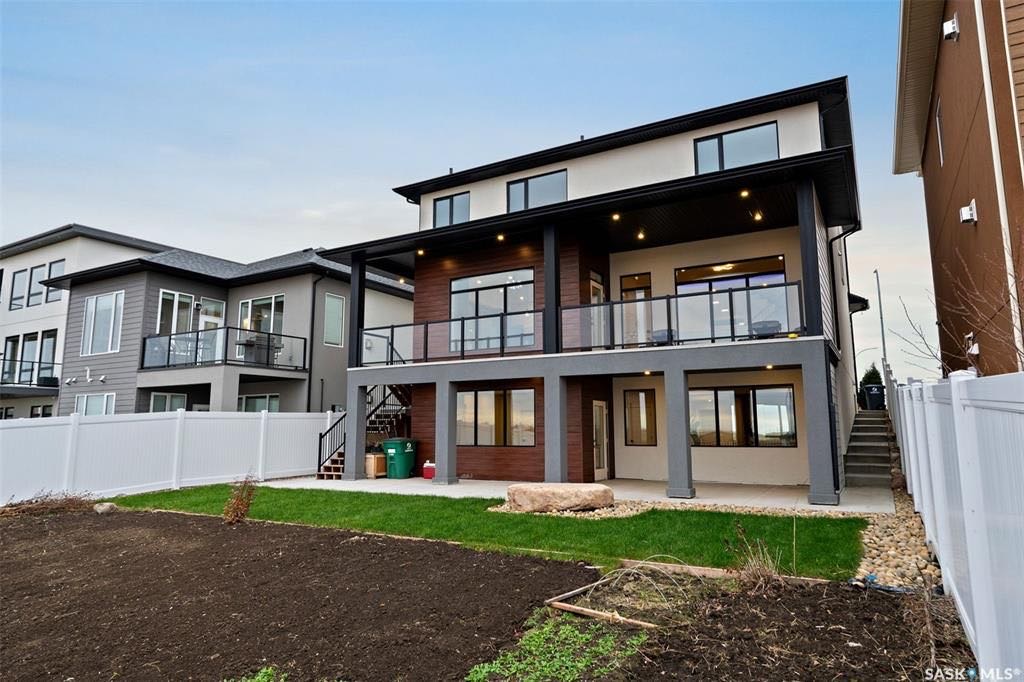 Public Open House公众开放看房 407 Kenaschuk Cres 3月2日 周日2:00-4:00PM Gary Gai或者同事Dominic Parent会在此迎接🙏 ————— Aspen Ridge小区超过4400平方英尺的豪华住宅，坐落于绝佳位置，背 - 8