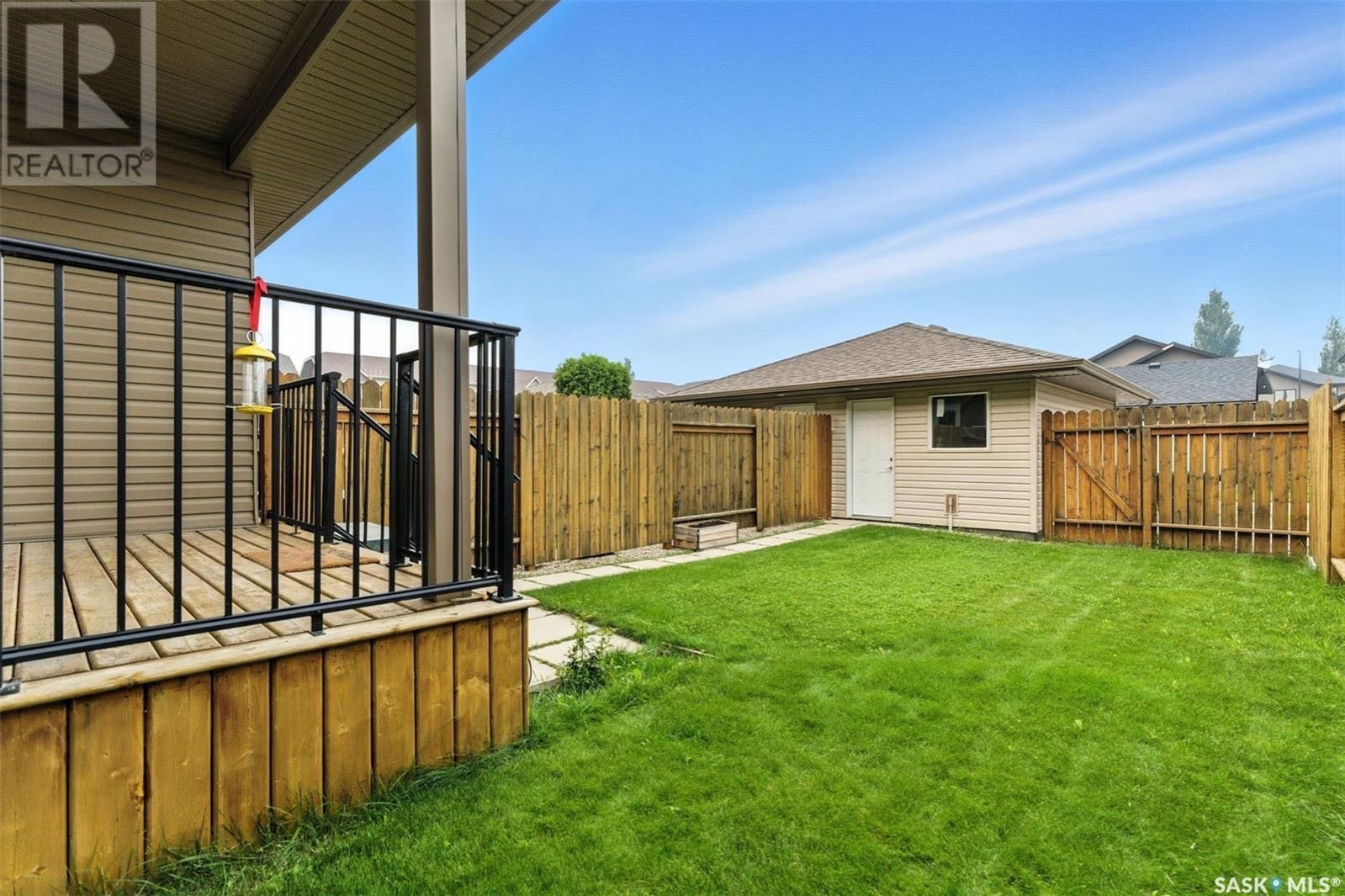 Public Open House公众开放看房 380 Willowgrove Lane 9月13日 周六 11AM-1 PM Gary Gai或者同事Dominic Parent会在此迎接🙏 ————— 步行百米至Willowgrove小学4房4卫联排出售。Riverbend - 8