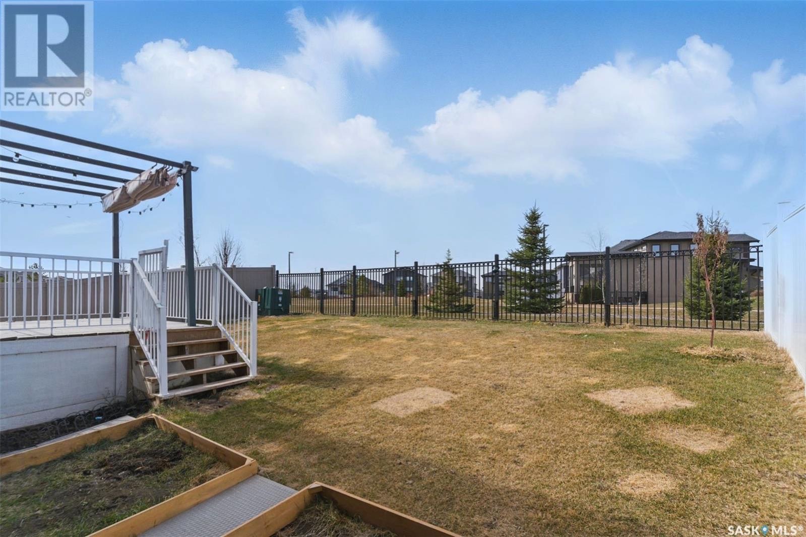 Public Open House公众开放看房 306 Secord Way 4月11日 周六 12:00-2:00PM Gary Gai或者同事Clay Timmerman会在此迎接🙏 ————— Brighton小区背靠公园绿地3房3卫独立屋出售。Montana Homes - 8