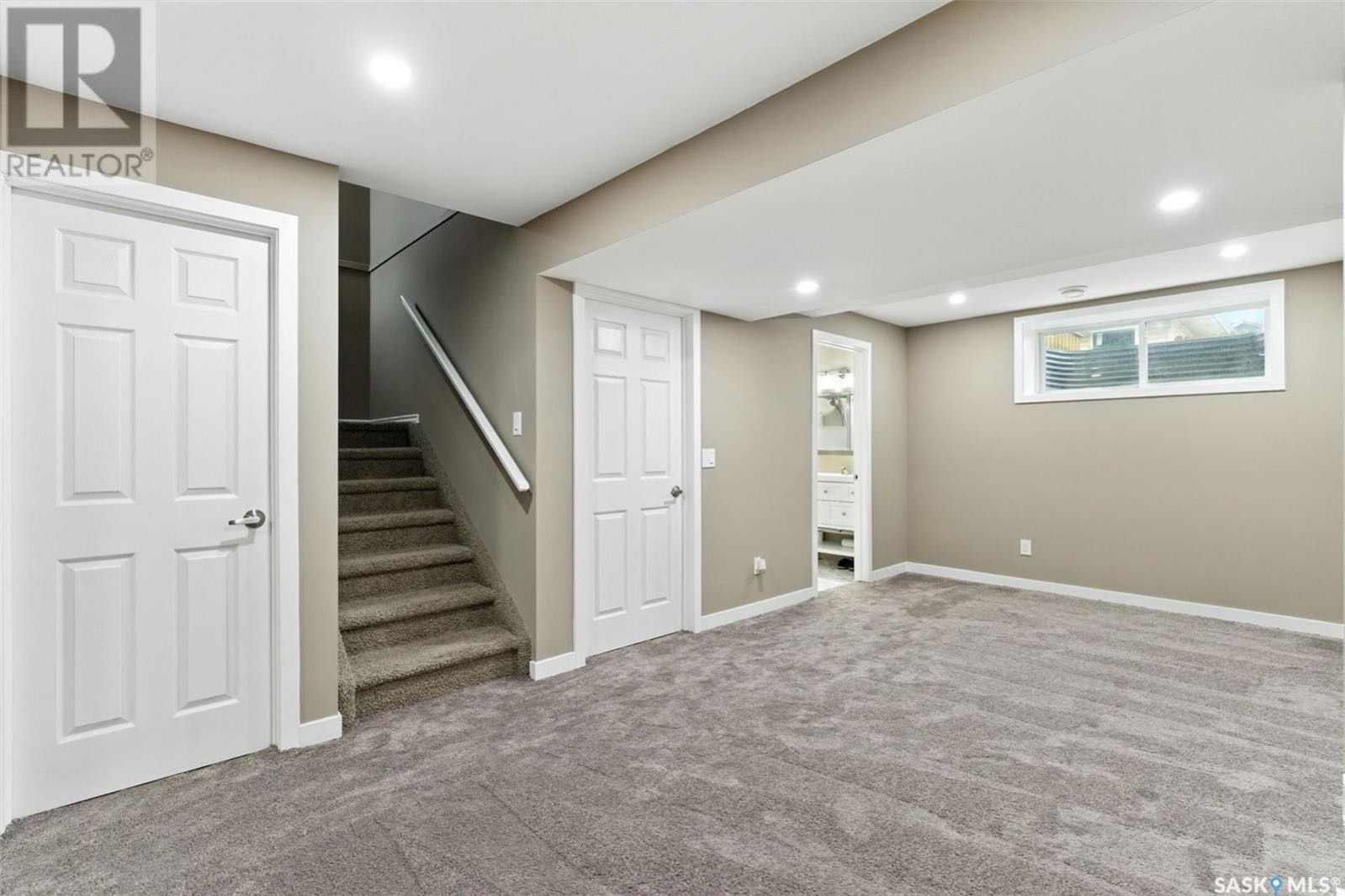 Public Open House公众开放看房 380 Willowgrove Lane 10月11日 周六2-4PM Gary Gai或者同事Dominic Parent会在此迎接 - 7