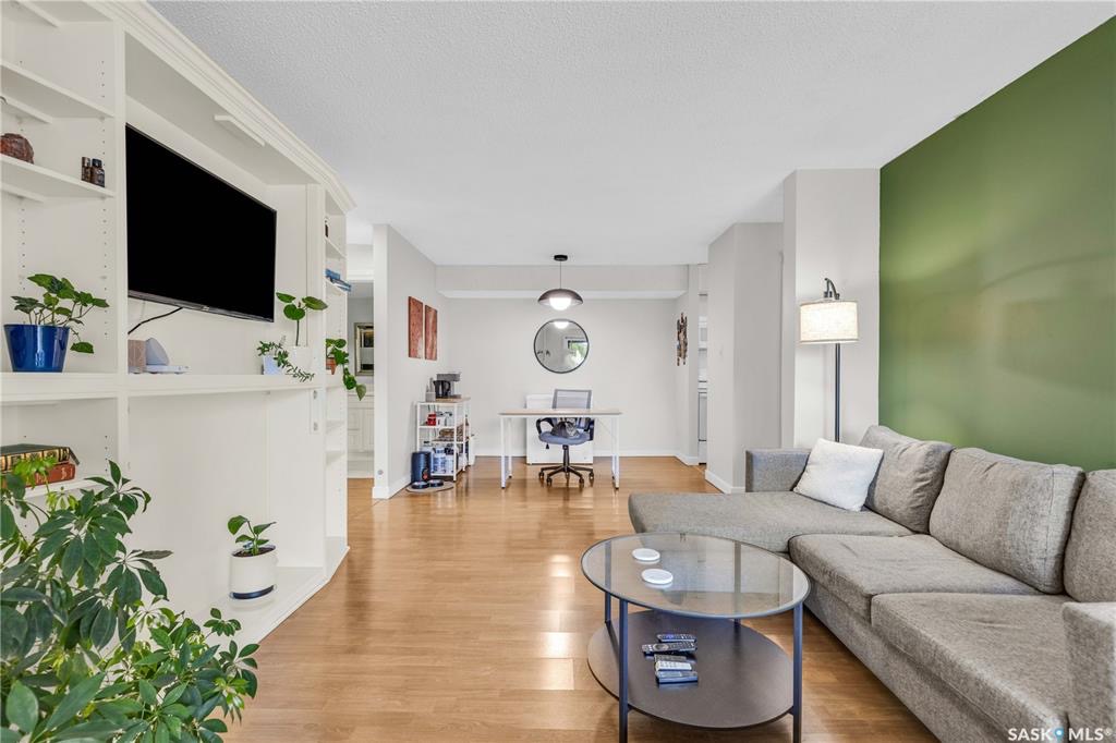 Lakeview二楼900尺两室1.5卫公寓出租 - 2