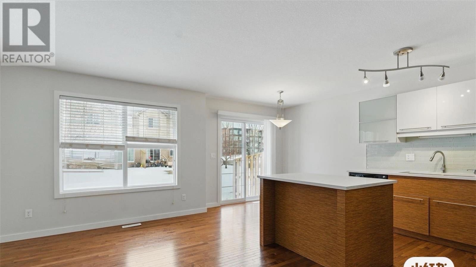 石桥小学隔壁3房3卫连体车库联排别墅出售。 - 6