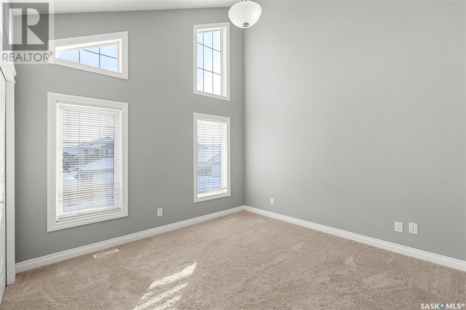 Public Open House公众开放看房 110 Atton Cres 3月1日 周六1-3PM - 8